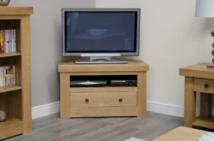 Bordeaux Corner TV