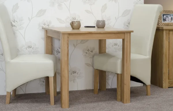 Elegance 2'6" x 2'6" square dining table