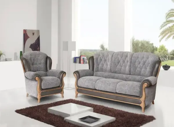 Italian Queen Anne 3 Seater Sofa & 2 Chairs - Image 2