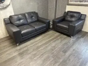 LUXURY ITALIAN DESIGNER BROWN LEATHER 2 SEATER SOFA & ARMCHAIR